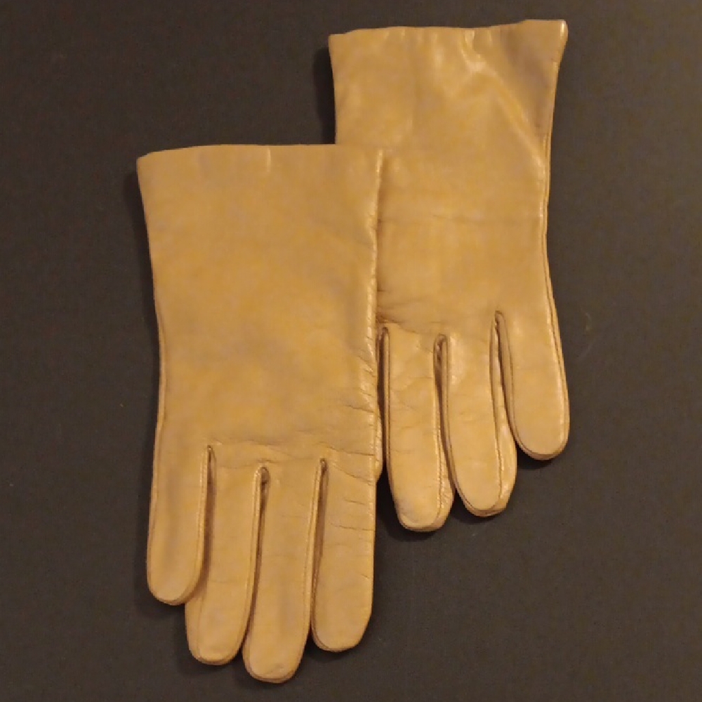 Tan Leather Gloves